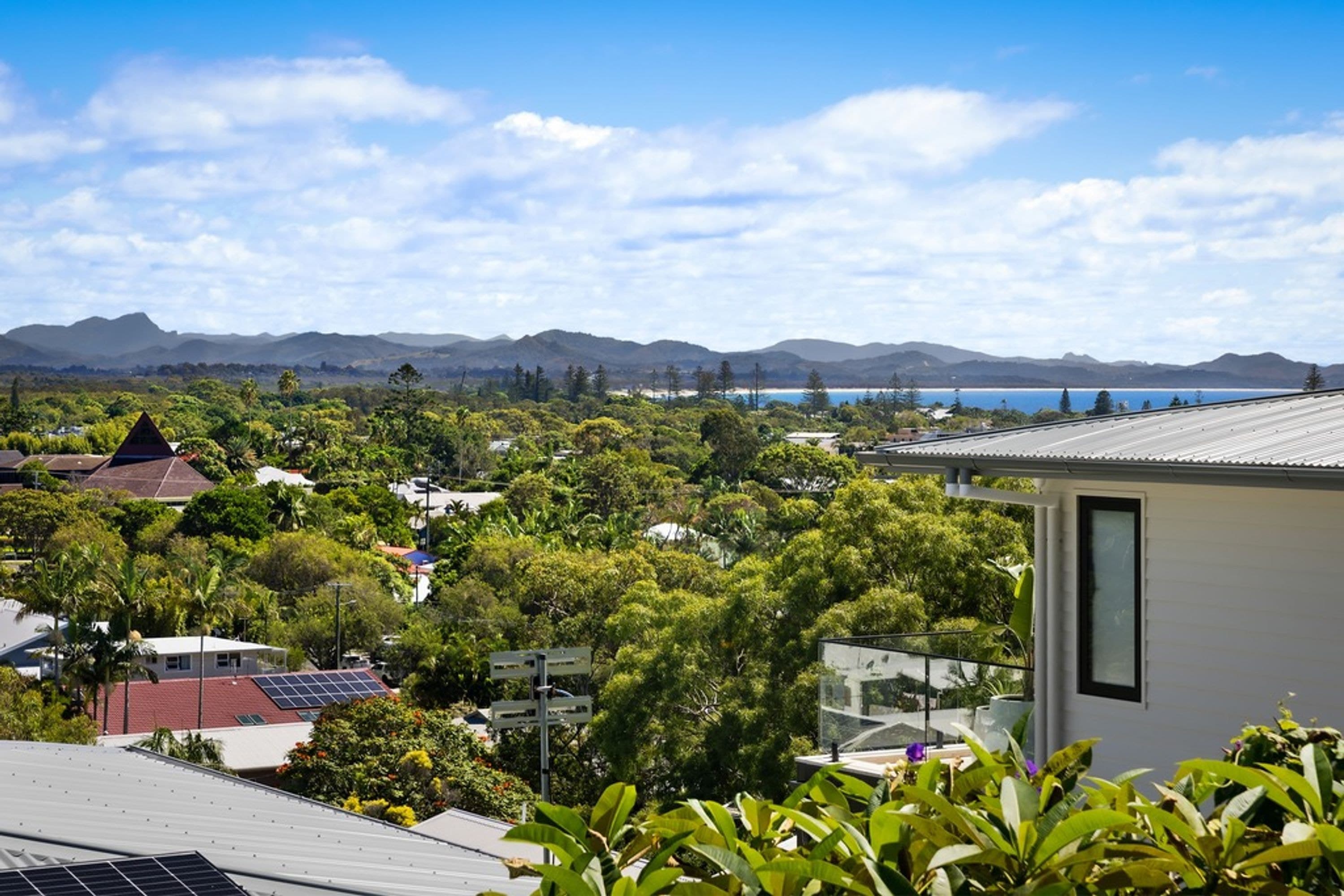 37 Browning Street, Byron Bay - Thumbnail 2