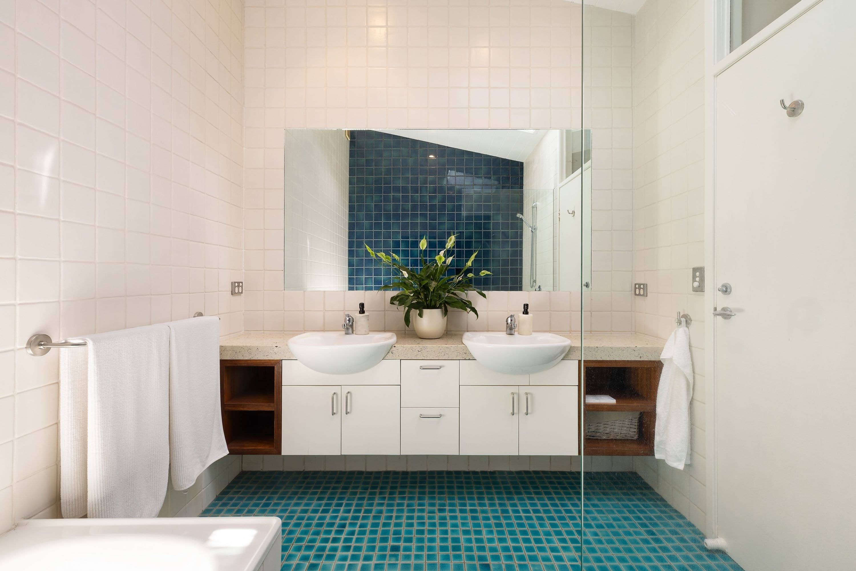 15 Sunrise Lane, Ewingsdale - Thumbnail 8
