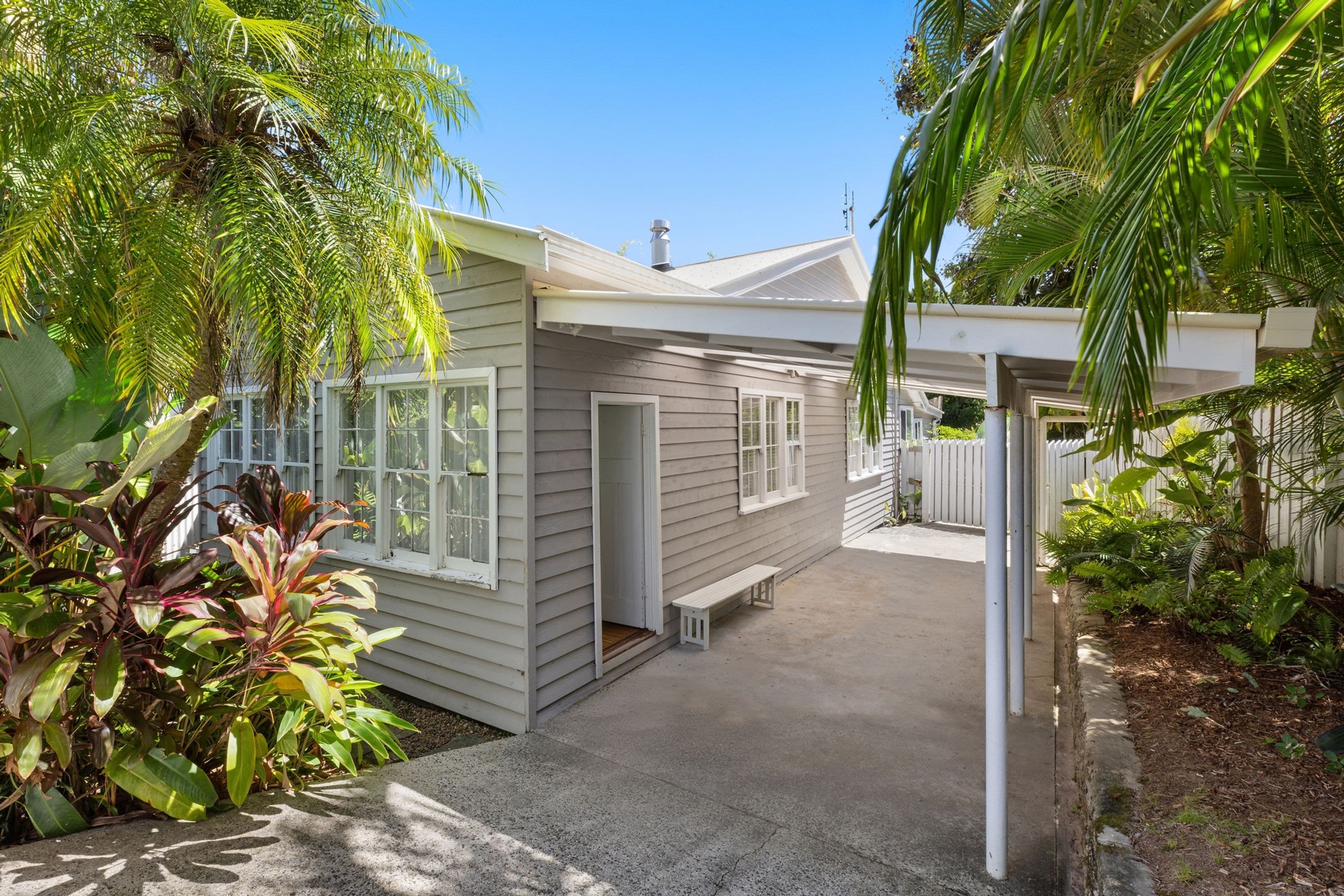 7 Ruskin Street, Byron Bay - Image 1