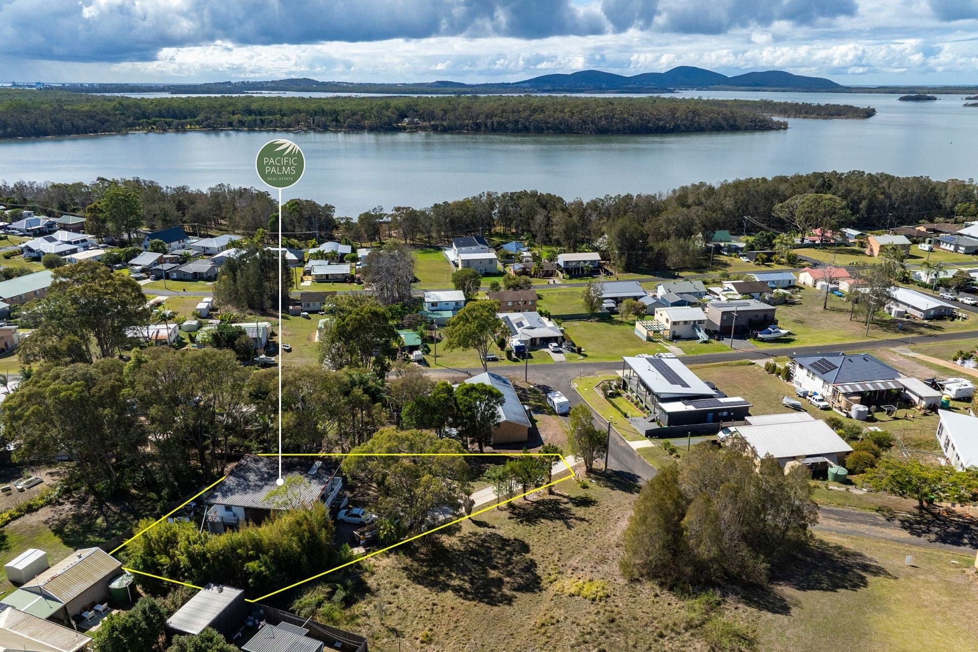 4 Illawarra Crescent, Coomba Park NSW, Coomba Park - Thumbnail 2