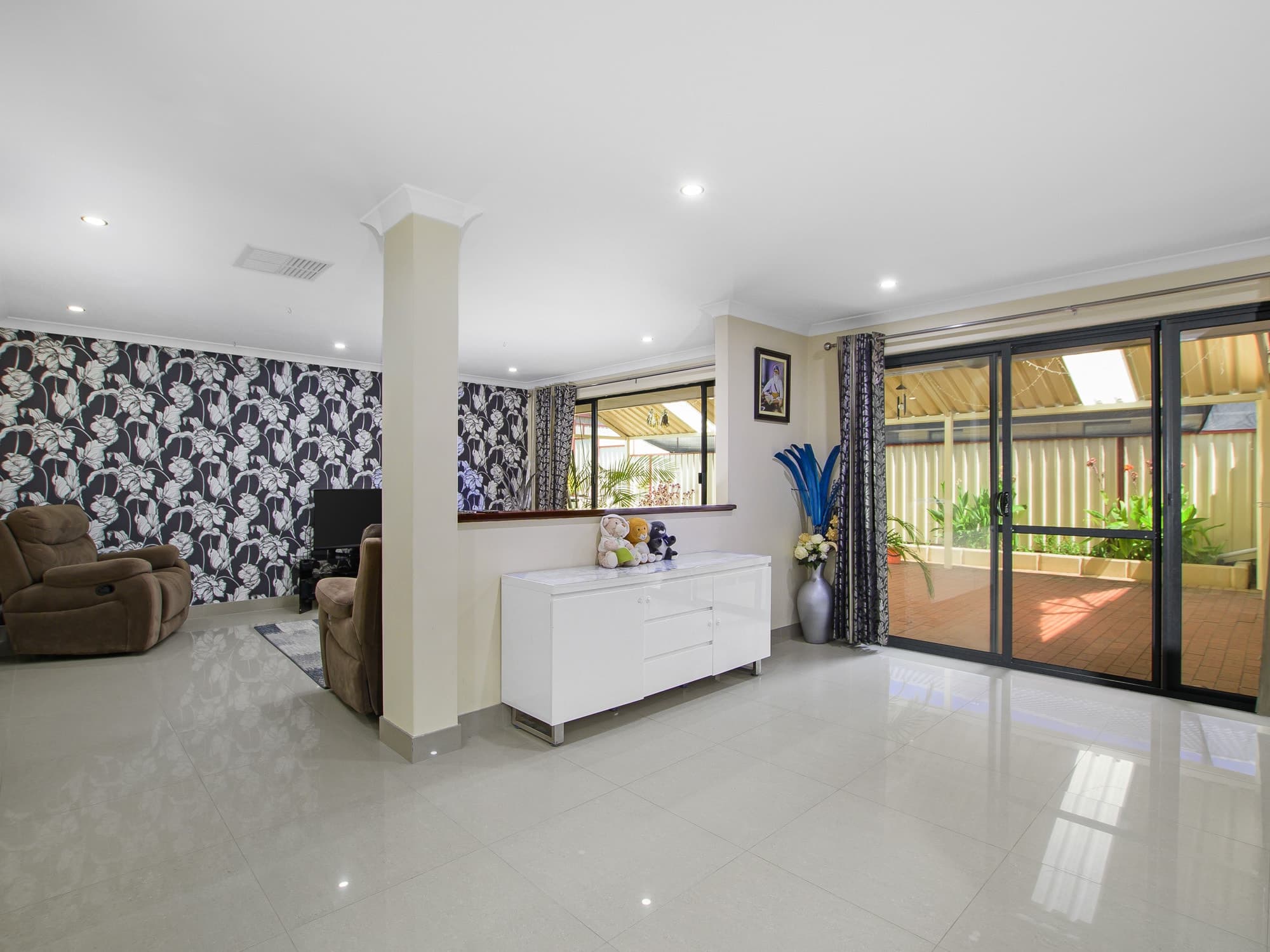 16 Denia Rise, Bennett Springs WA 6063, Bennett Springs - Thumbnail 4