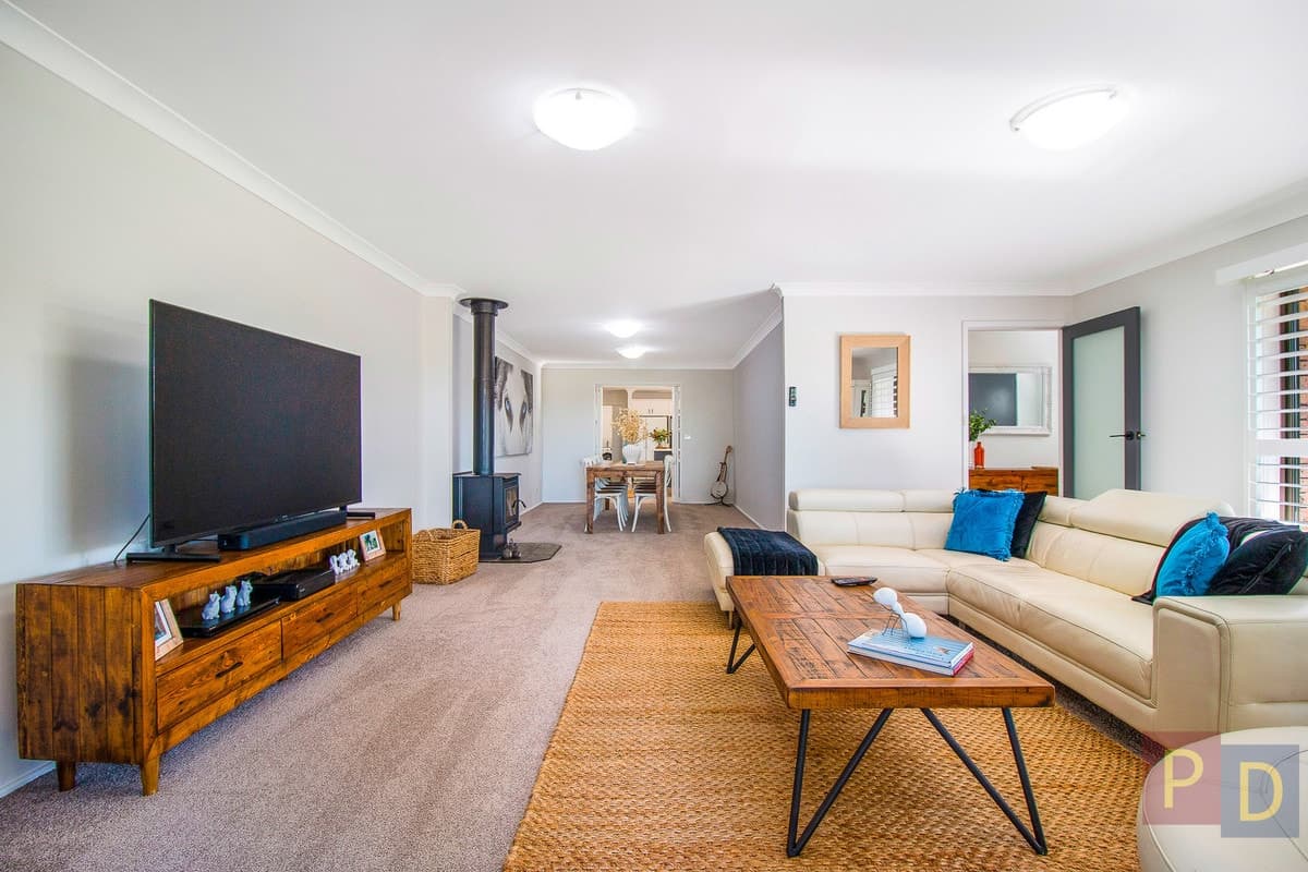 28 Grainger Crescent, SINGLETON NSW 2330, Singleton - Thumbnail 2