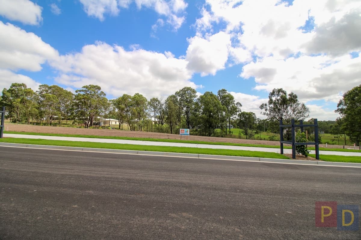 Lot 606 / 11 Cheal Street, Singleton NSW 2330, Singleton - Thumbnail 2