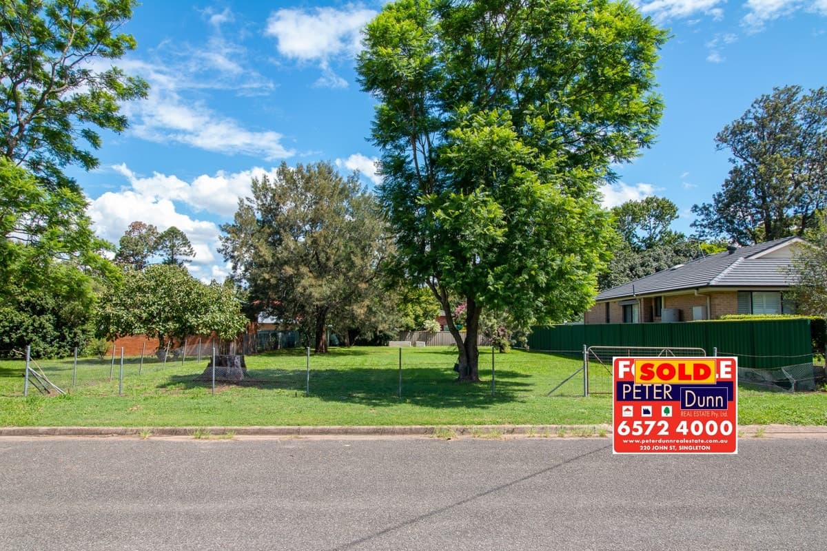 5 Cranston Avenue West, Singleton NSW 2330, Singleton - Image 1