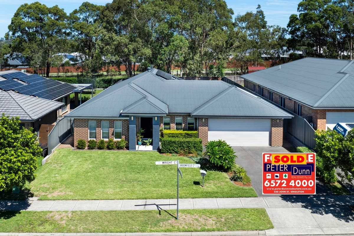35 Broomfield Crescent, SINGLETON NSW 2330, Singleton - Image 1