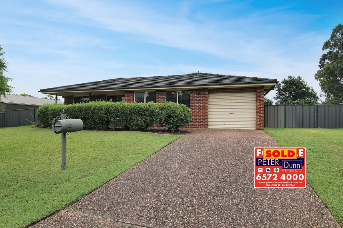 37 Lachlan Avenue, Singleton NSW 2330, Singleton - Image 1