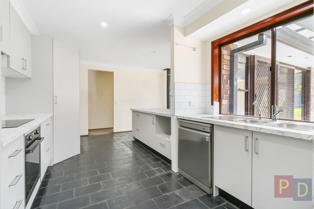 29 Bower Parade, Singleton NSW 2330, Singleton - Thumbnail 2