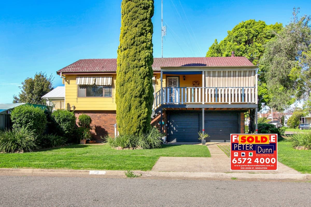 2 Collett Avenue, Singleton NSW 2330, Singleton - Image 1
