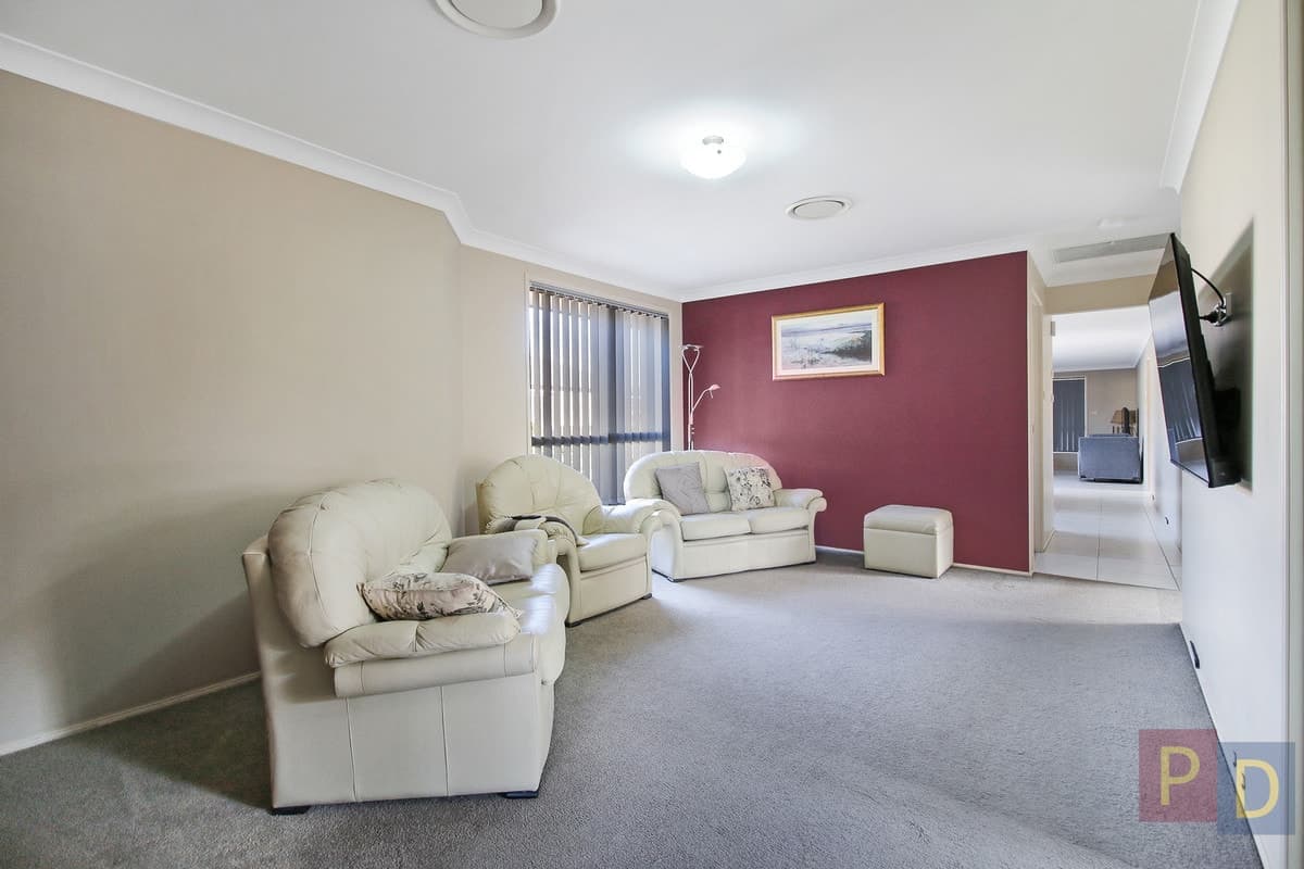 8 Sinclair Avenue, Singleton NSW 2330, Singleton - Thumbnail 4