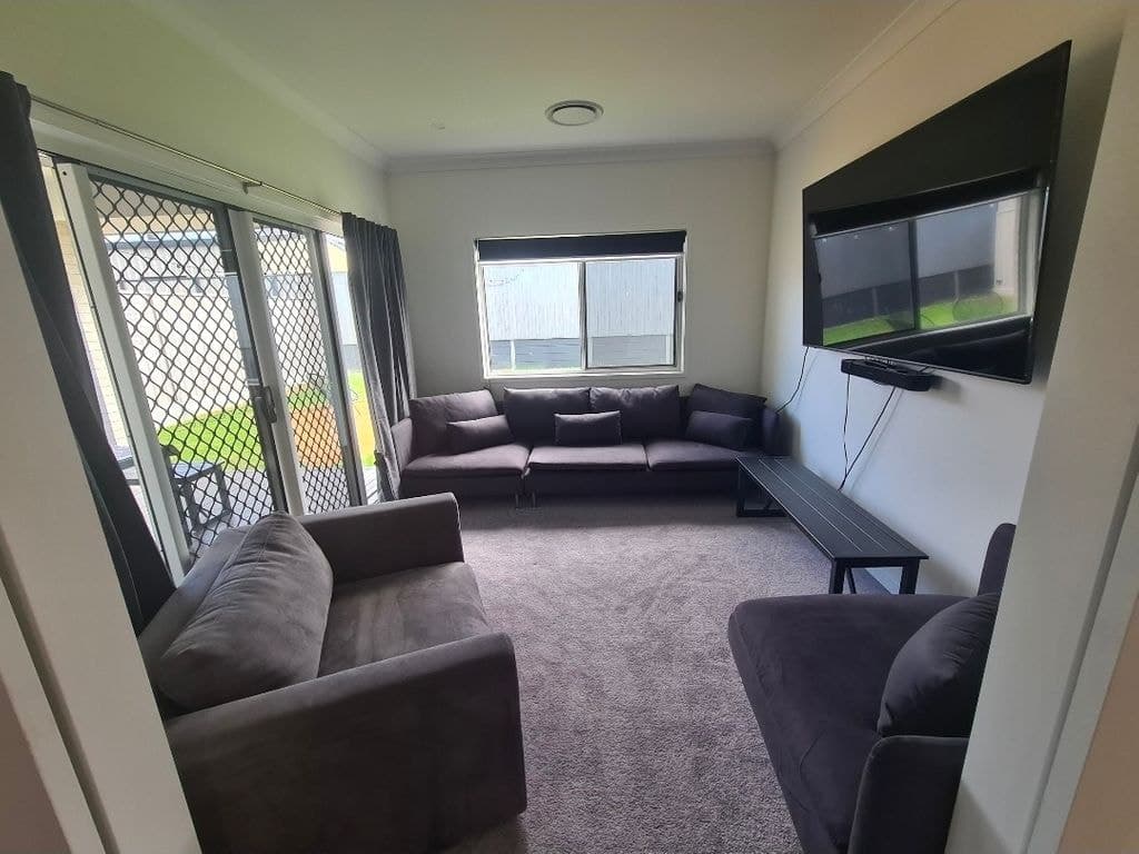 31 Hinchinbrook Cct, Morayfield - Thumbnail 7
