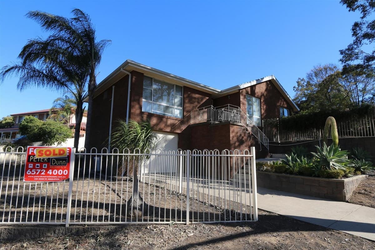2 D\'Arbon Avenue, SINGLETON NSW 2330, Singleton - Image 1