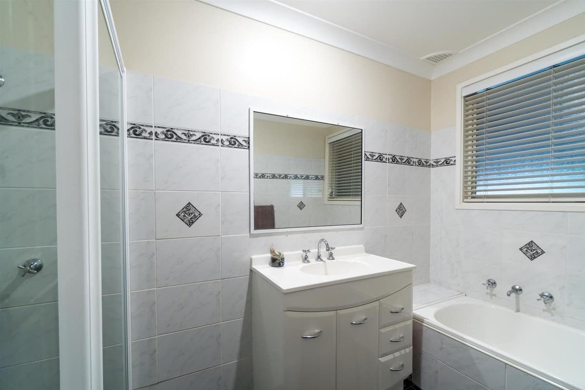2 D\'Arbon Avenue, SINGLETON NSW 2330, Singleton - Thumbnail 4