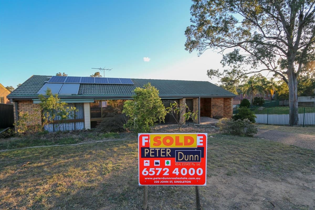28 Lloyd Jones Drive, SINGLETON NSW 2330, Singleton - Image 1