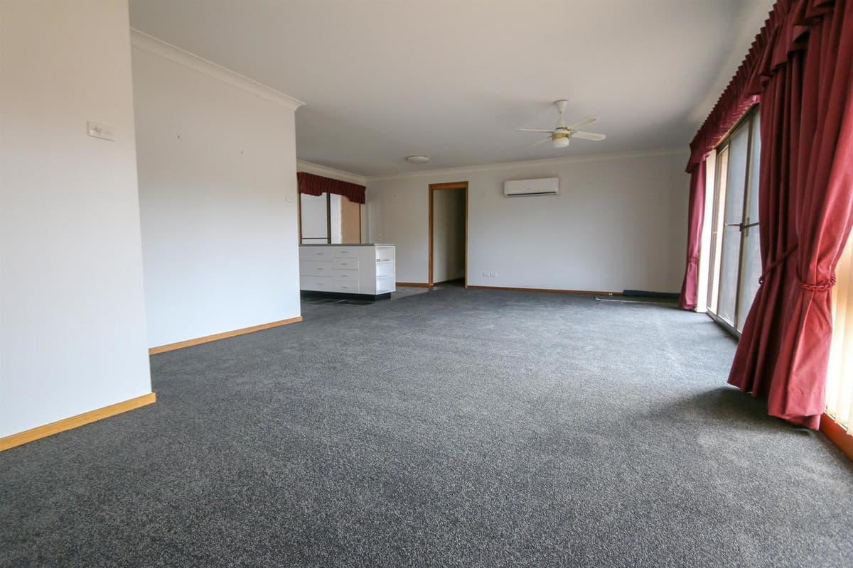 28 Lloyd Jones Drive, SINGLETON NSW 2330, Singleton - Thumbnail 2