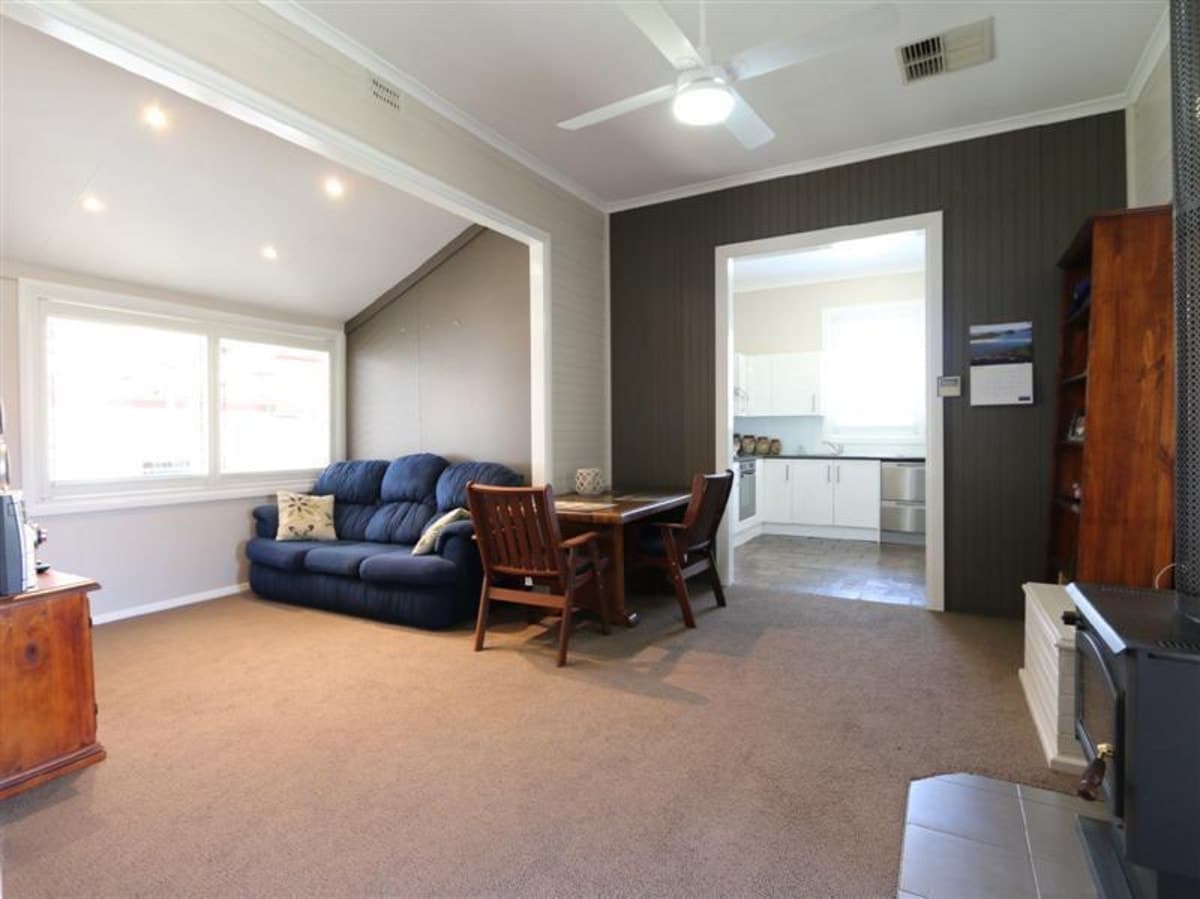 32 Bishopgate Street, SINGLETON NSW 2330, Singleton - Thumbnail 2