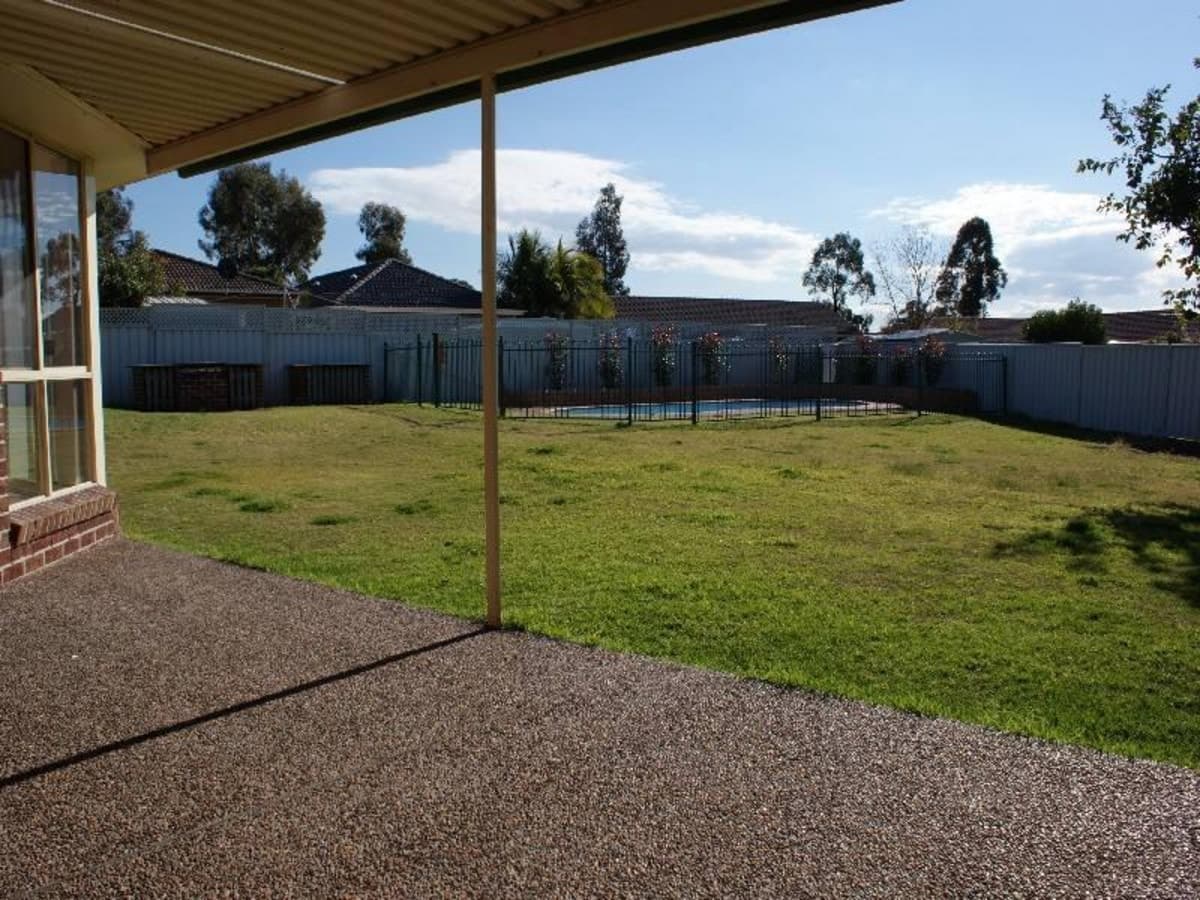 5 Bedroom..in, Singleton - Thumbnail 4