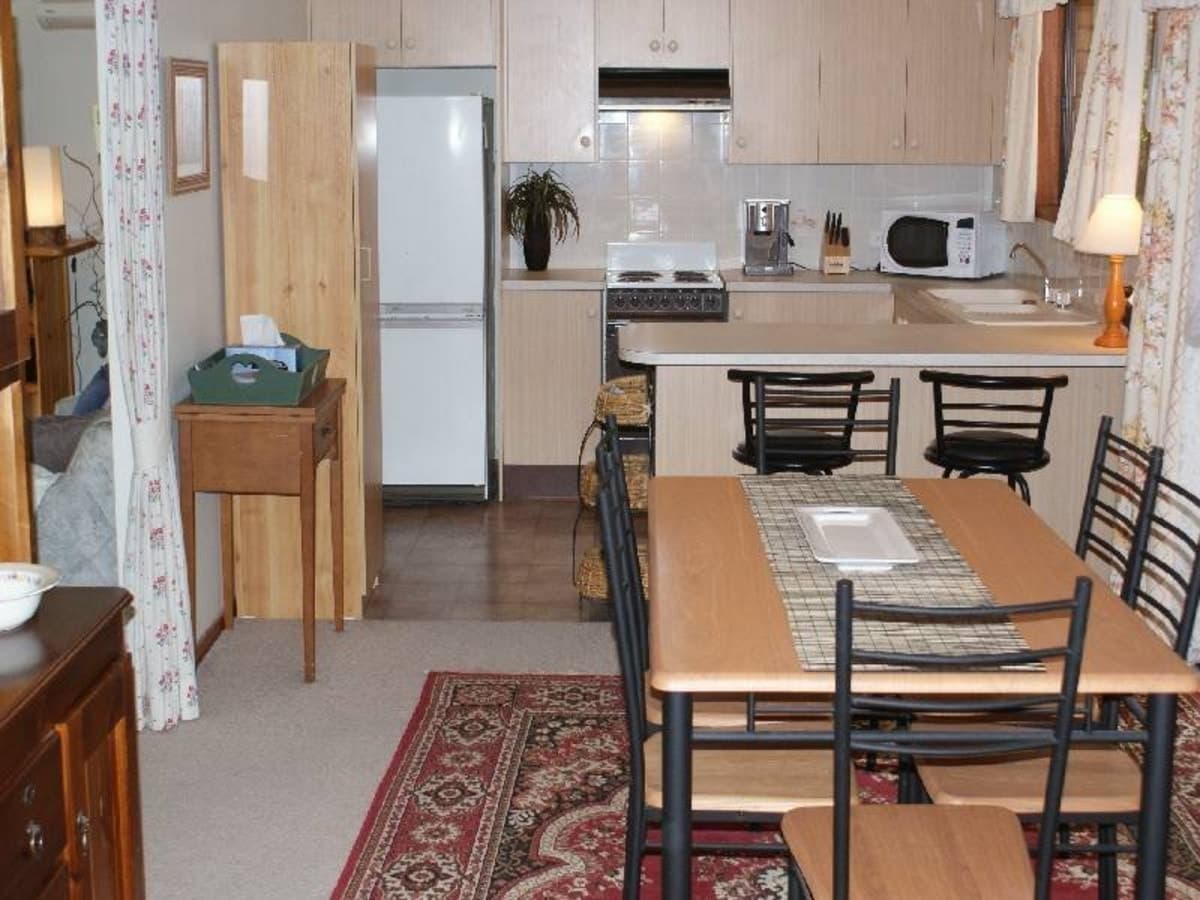 3 Bedroom Home In Established Hunterview Area, Contact Us, Singleton - Thumbnail 2