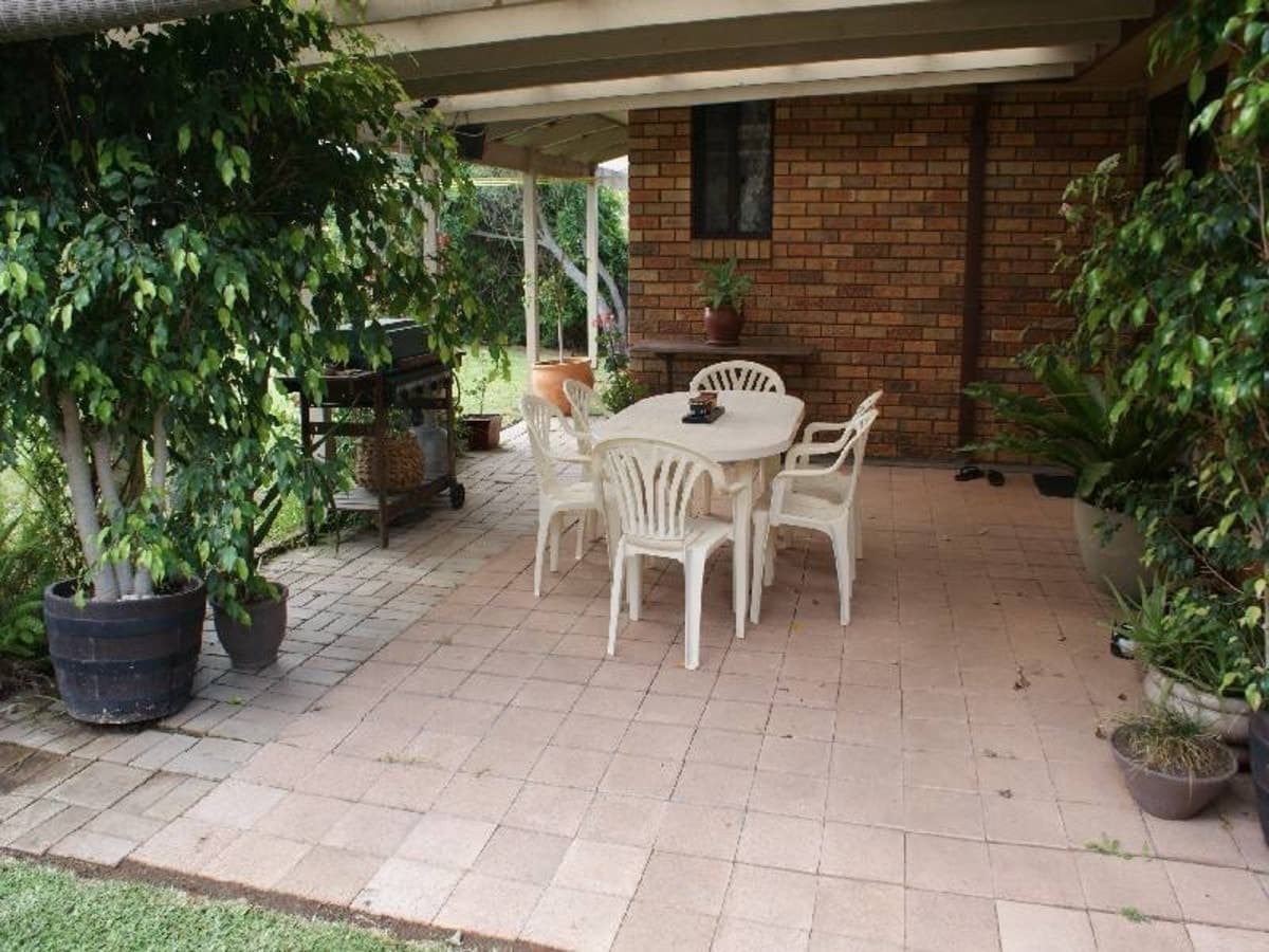 3 Bedroom Home In Established Hunterview Area, Contact Us, Singleton - Thumbnail 8