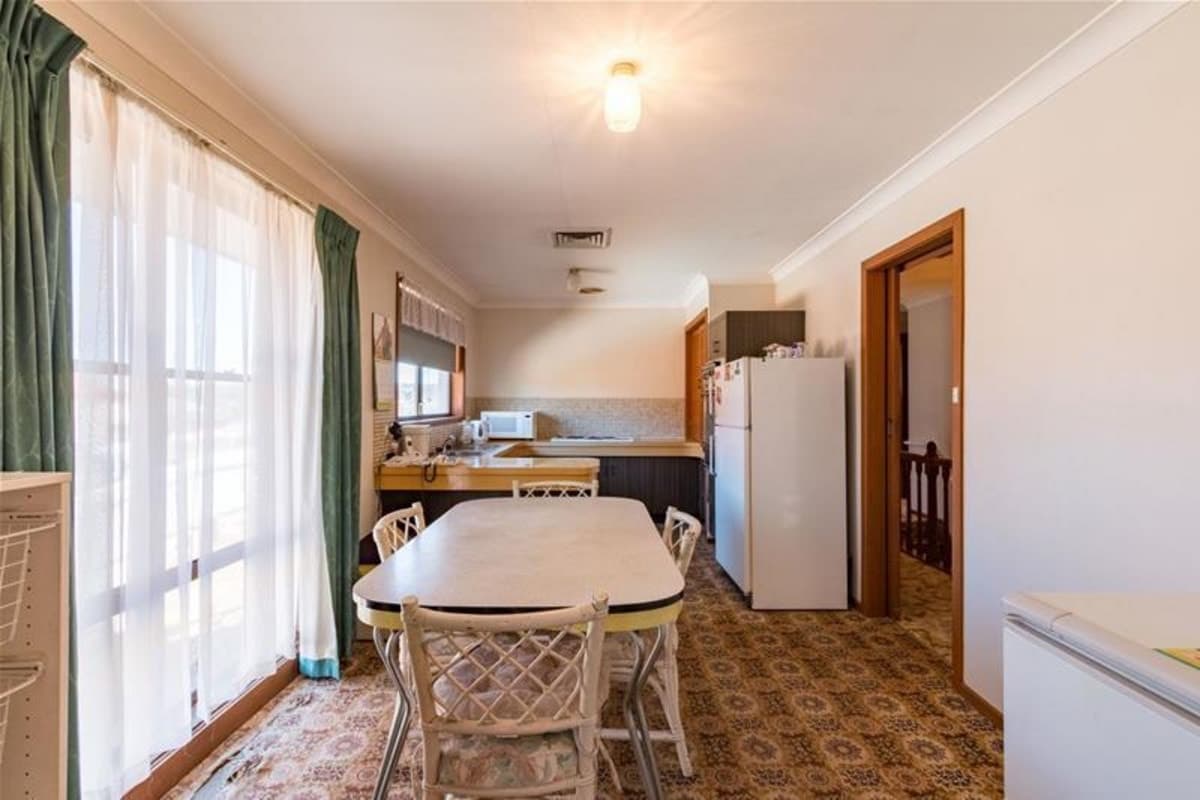 8 Deans Avenue, SINGLETON NSW 2330, Singleton - Thumbnail 3