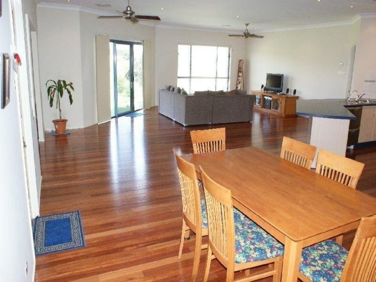 6 Bedroom... Rural Views... 2539 Sq M Block, Contact Us, Singleton - Thumbnail 4