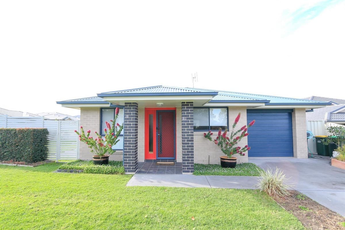1 / 33 Broomfield Crescent, SINGLETON NSW 2330, Singleton - Image 1