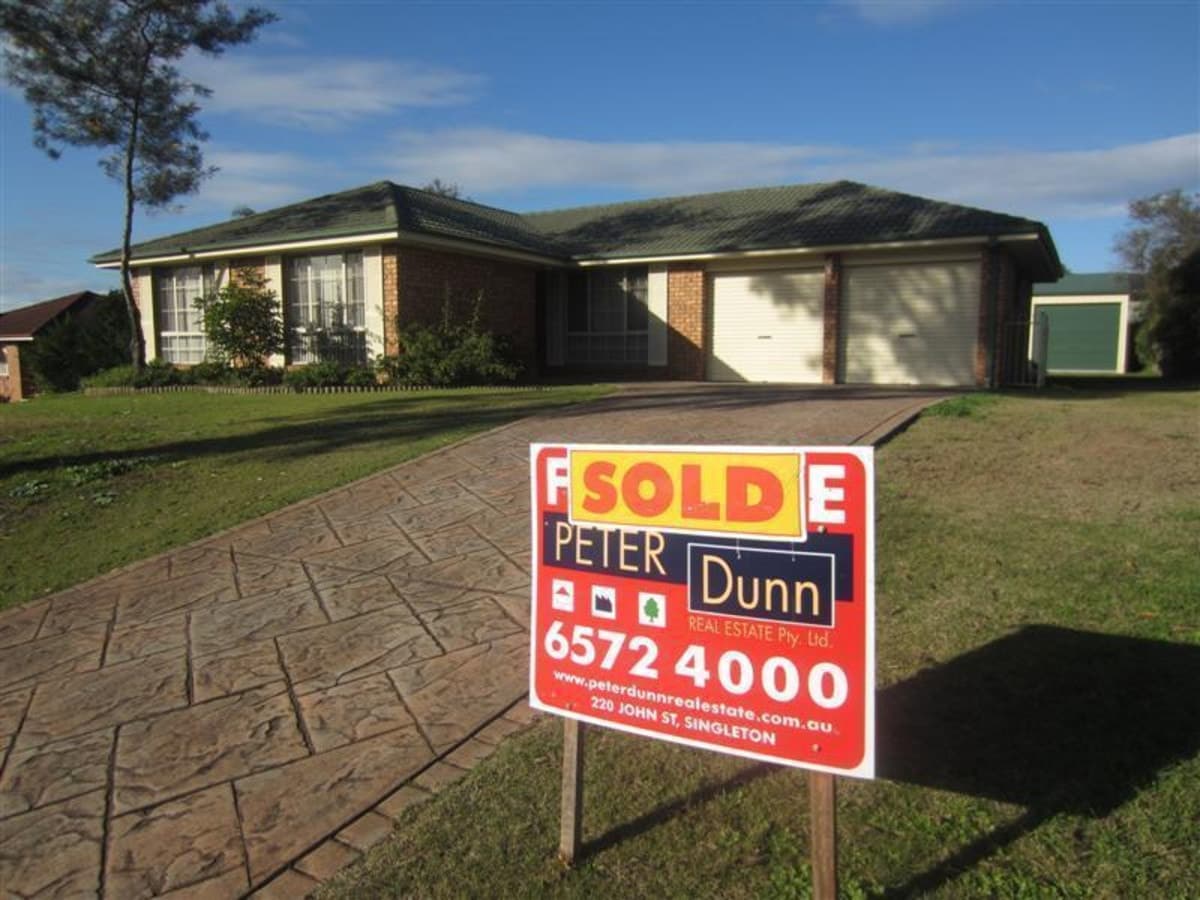 18 Gardner Circuit, SINGLETON NSW 2330, Singleton - Image 1