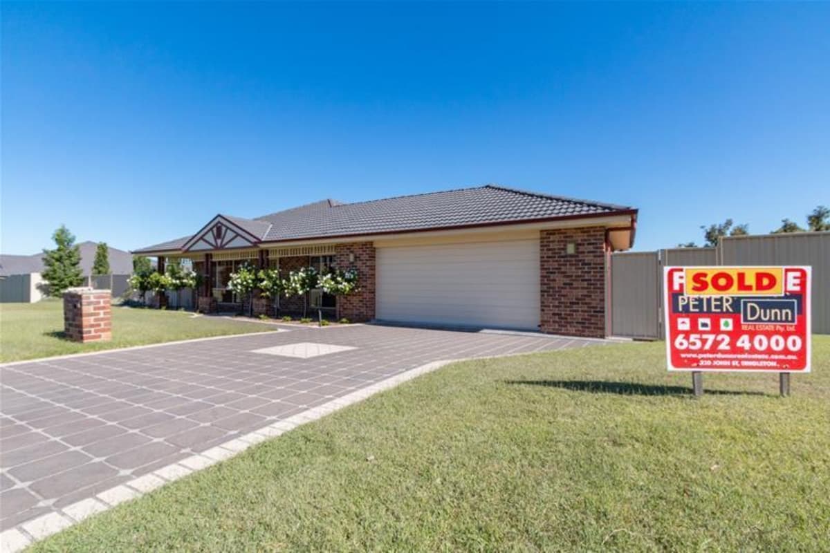 15 Rhodes Place, SINGLETON NSW 2330, Singleton - Image 1