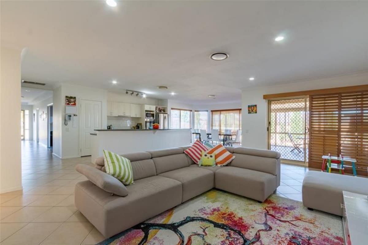 15 Rhodes Place, SINGLETON NSW 2330, Singleton - Thumbnail 2