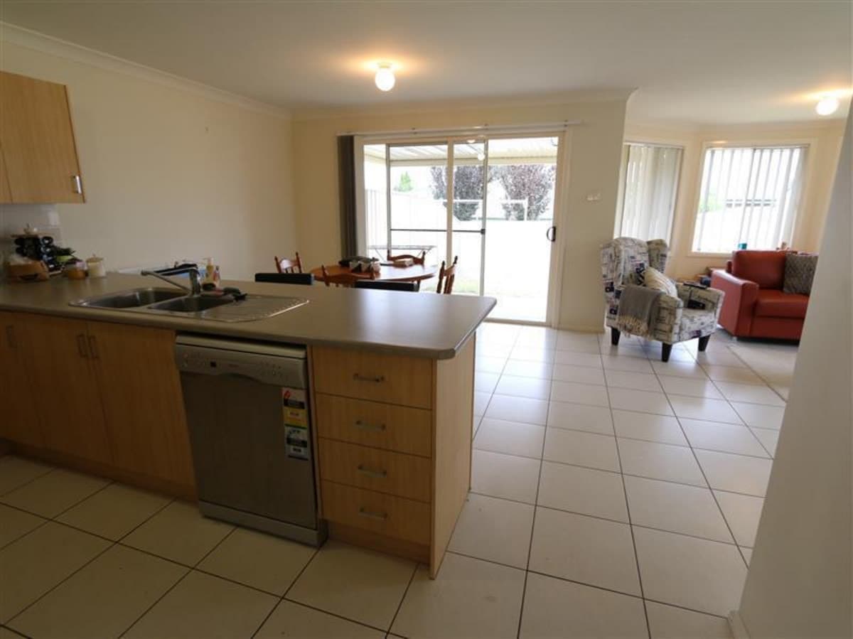 2 / 74 Wattle Ponds Road, SINGLETON NSW 2330, Singleton - Thumbnail 4