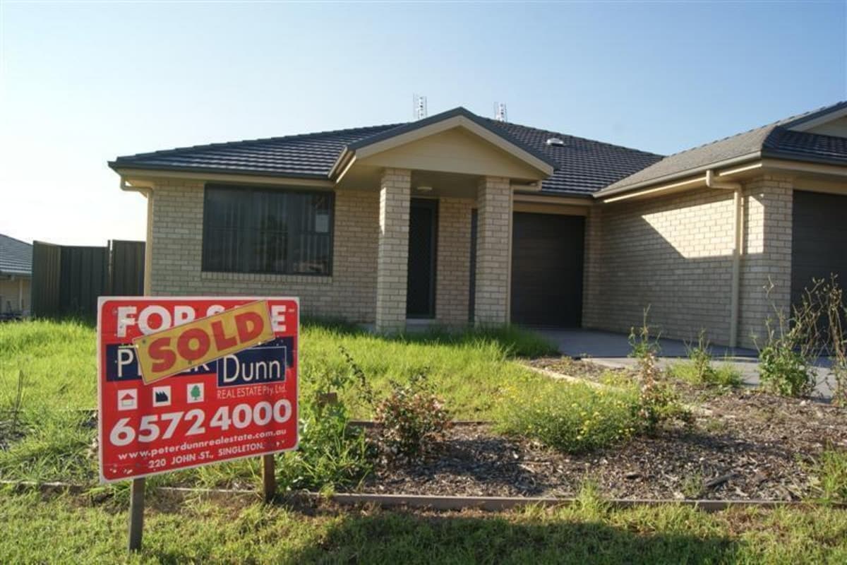 2 / 6B McGrogan Avenue, SINGLETON NSW 2330, Singleton - Image 1