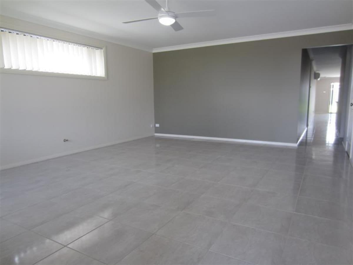 2 / 6B McGrogan Avenue, SINGLETON NSW 2330, Singleton - Thumbnail 2