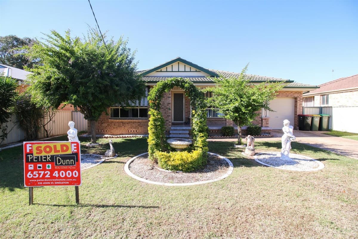 24 Waterhouse Avenue, SINGLETON NSW 2330, Singleton - Image 1