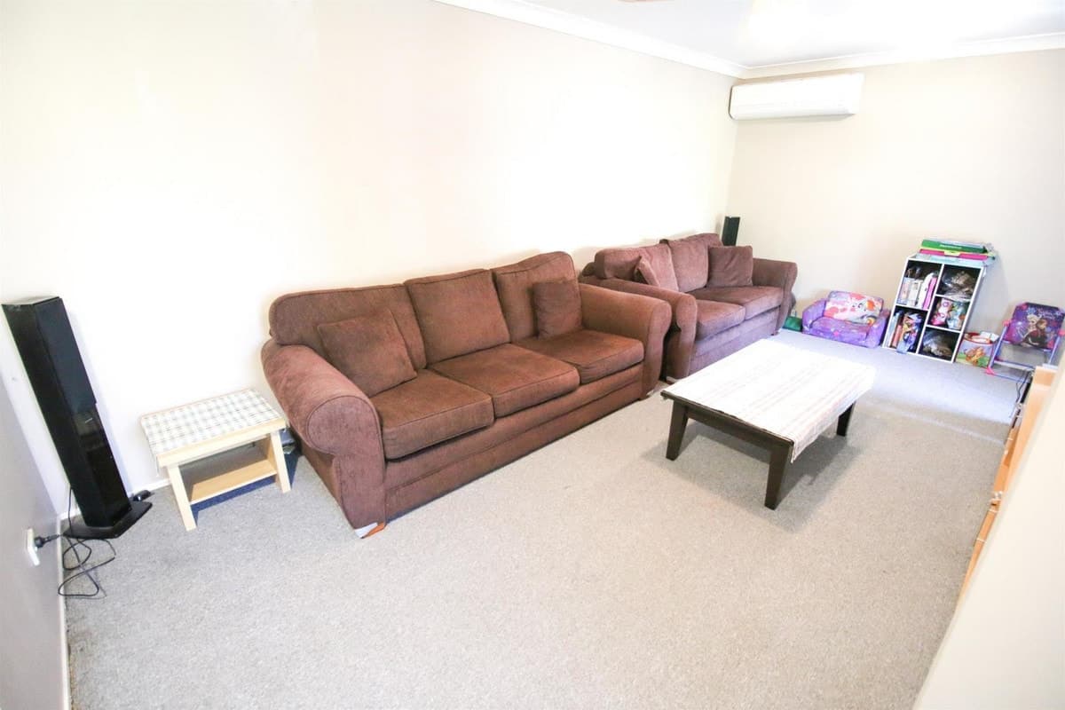 24 Waterhouse Avenue, SINGLETON NSW 2330, Singleton - Thumbnail 2