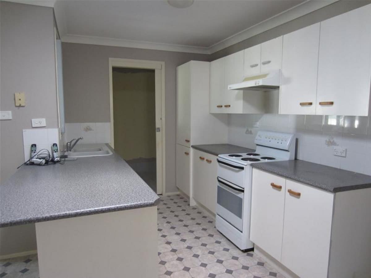 24 Waterhouse Avenue, SINGLETON NSW 2330, Singleton - Thumbnail 3