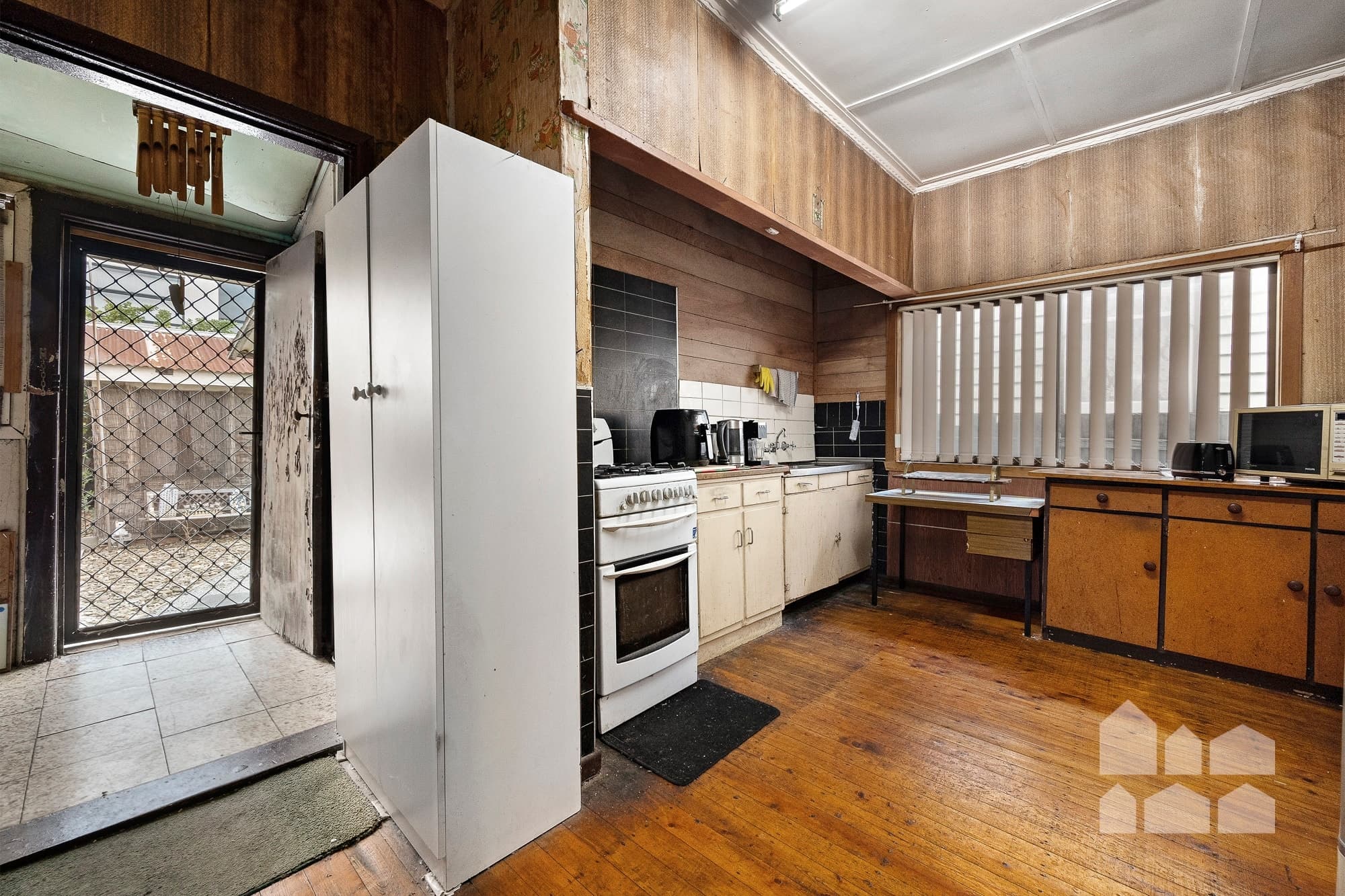 18 Pearce Street, Yarraville - Thumbnail 3
