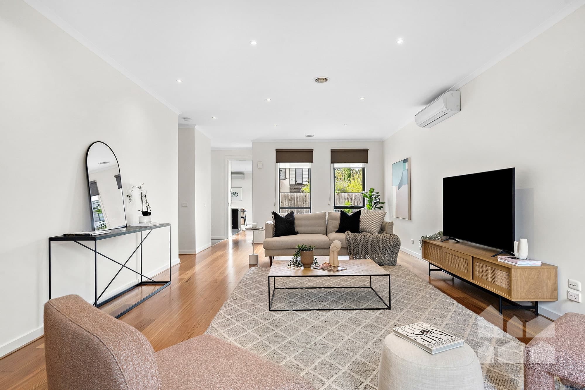 15 Warleigh Road, Footscray - Thumbnail 2