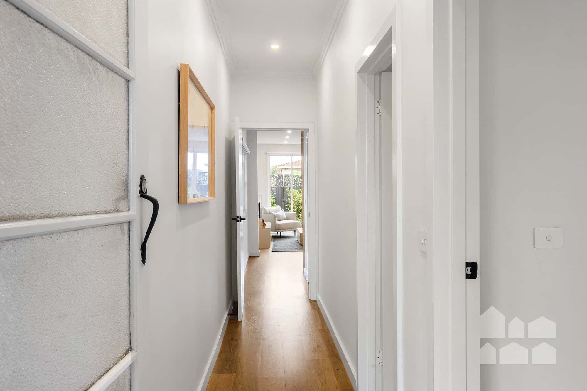 135 Summerhill Road, Footscray - Thumbnail 2