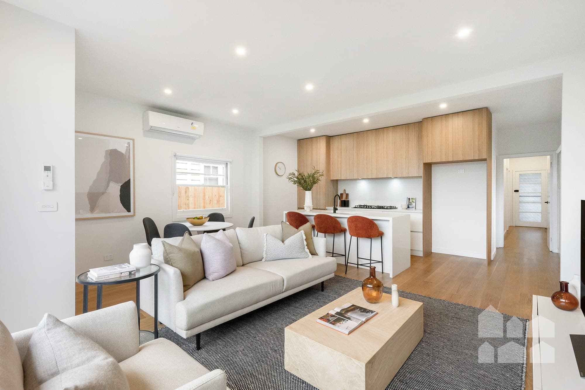 135 Summerhill Road, Footscray - Thumbnail 5