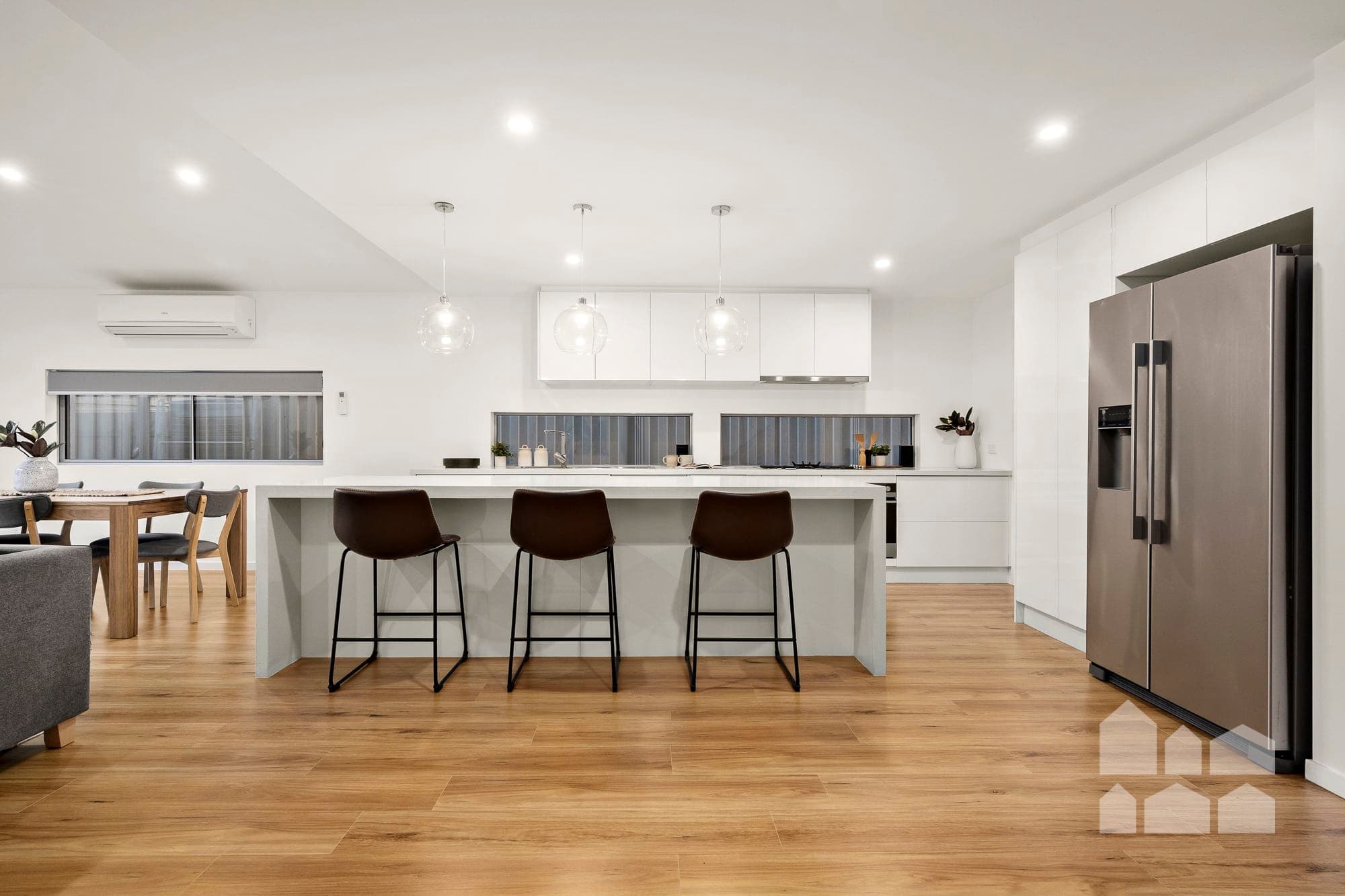 74 Gordon Street, Newport - Thumbnail 4