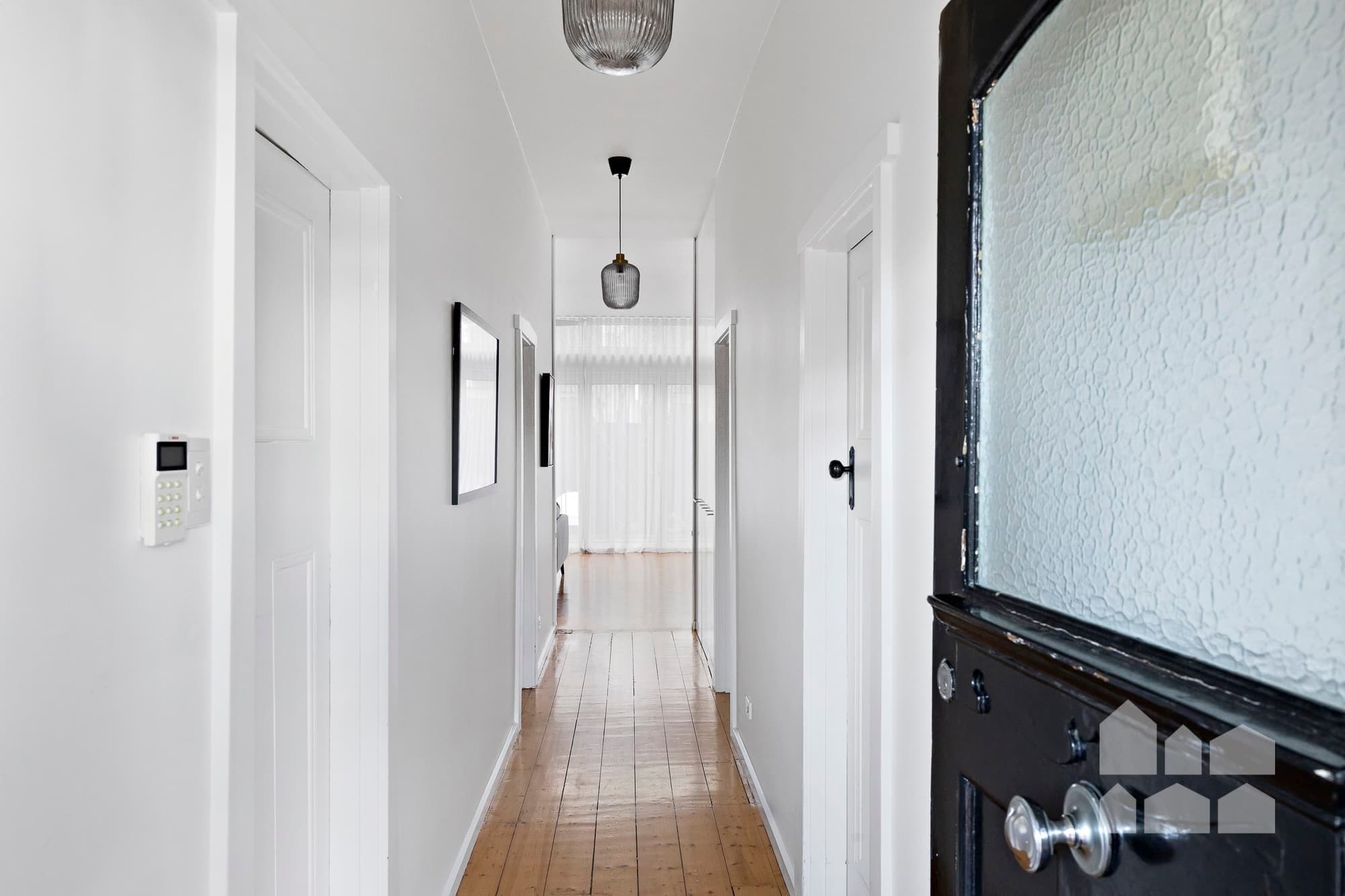 57 Walter Street, Seddon - Thumbnail 2