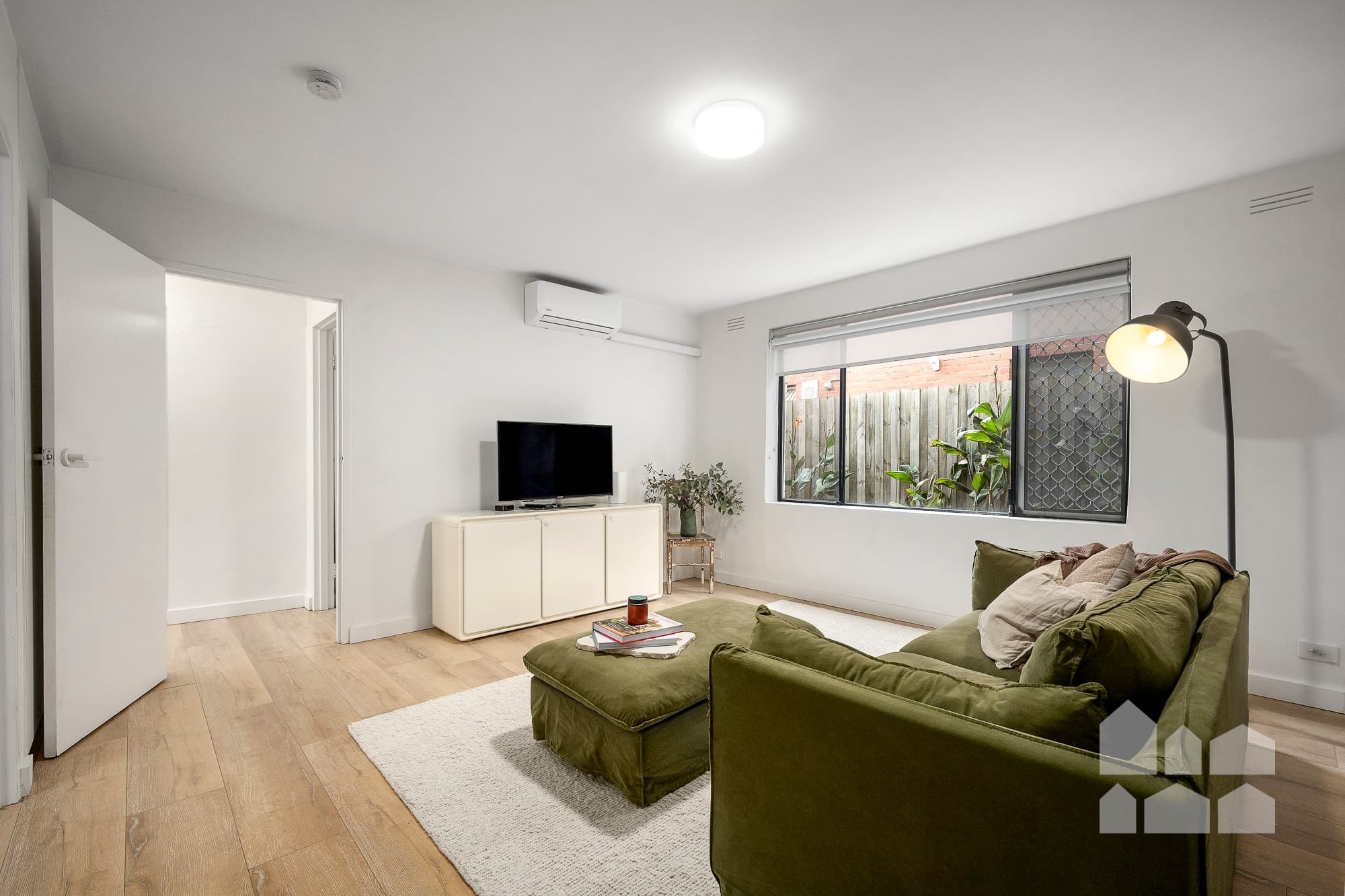 2/108 Rupert Street, West Footscray - Thumbnail 2