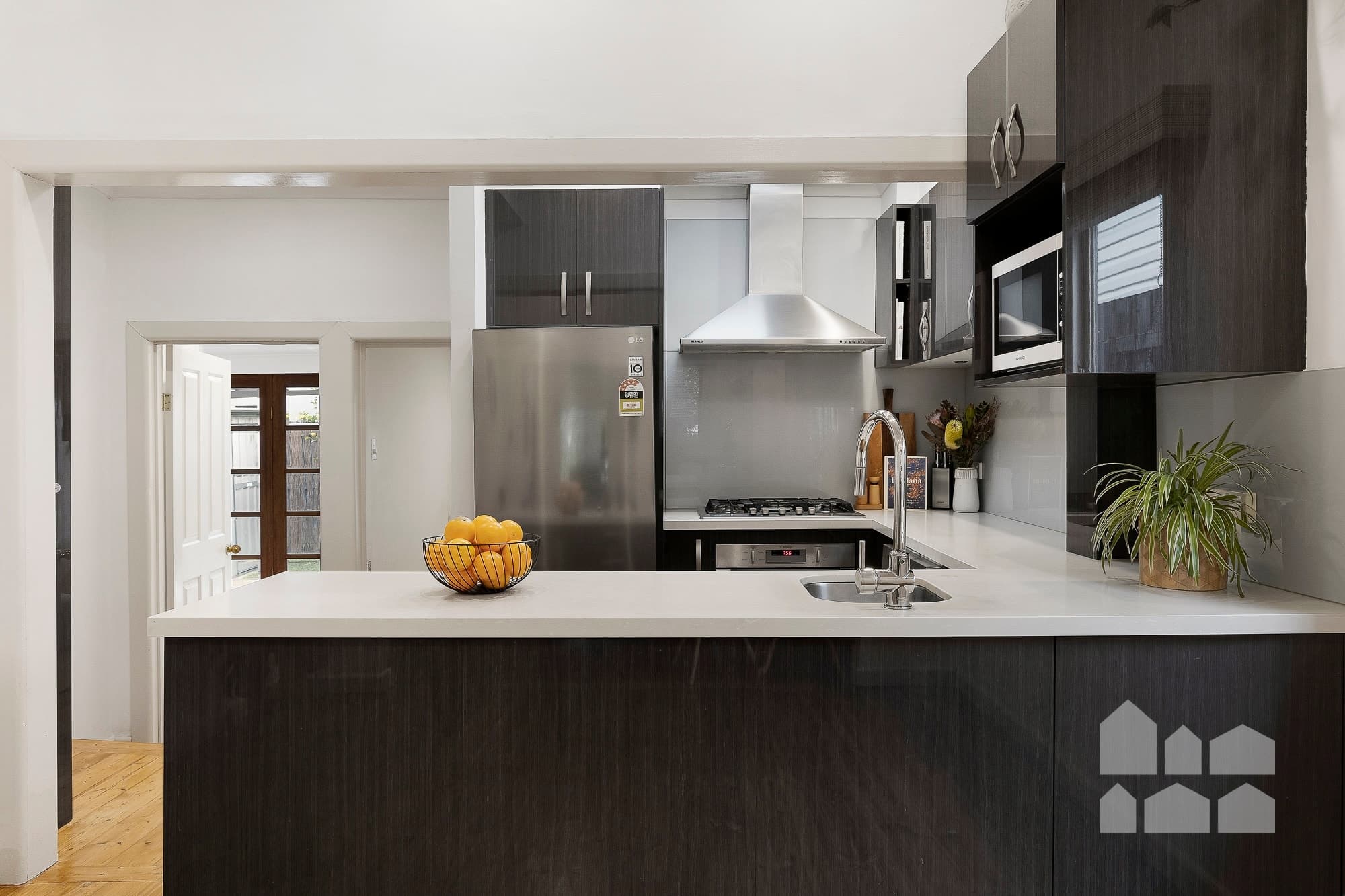 24 Dudley Street, Footscray - Thumbnail 4
