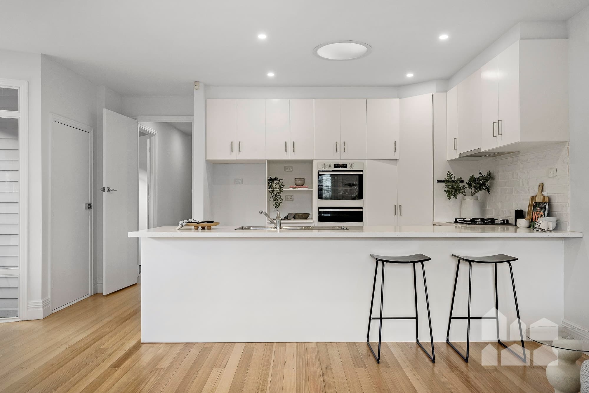 84 Creswick Street, Footscray - Thumbnail 3