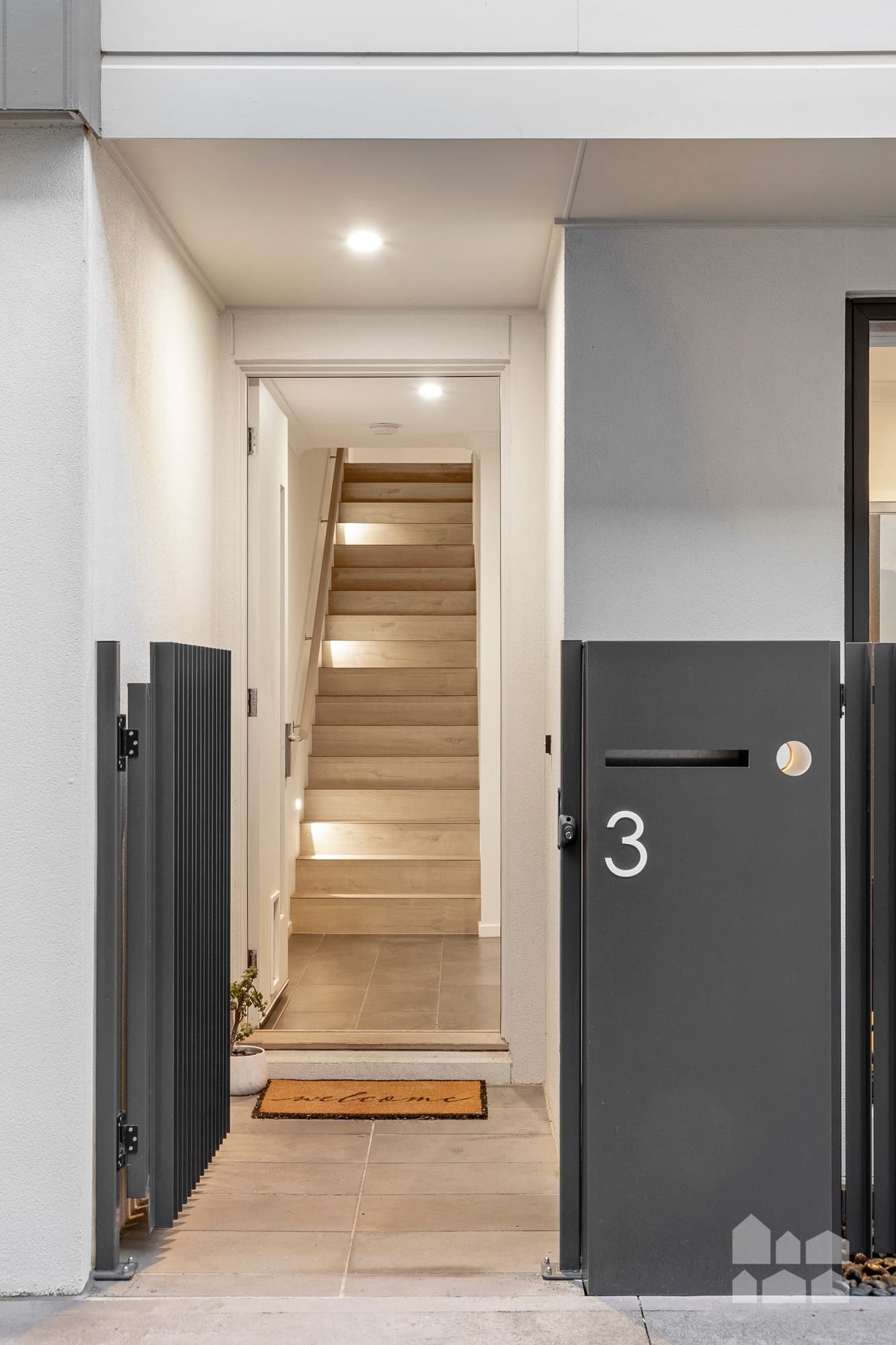 3 Seymour Lane, Williamstown - Thumbnail 2