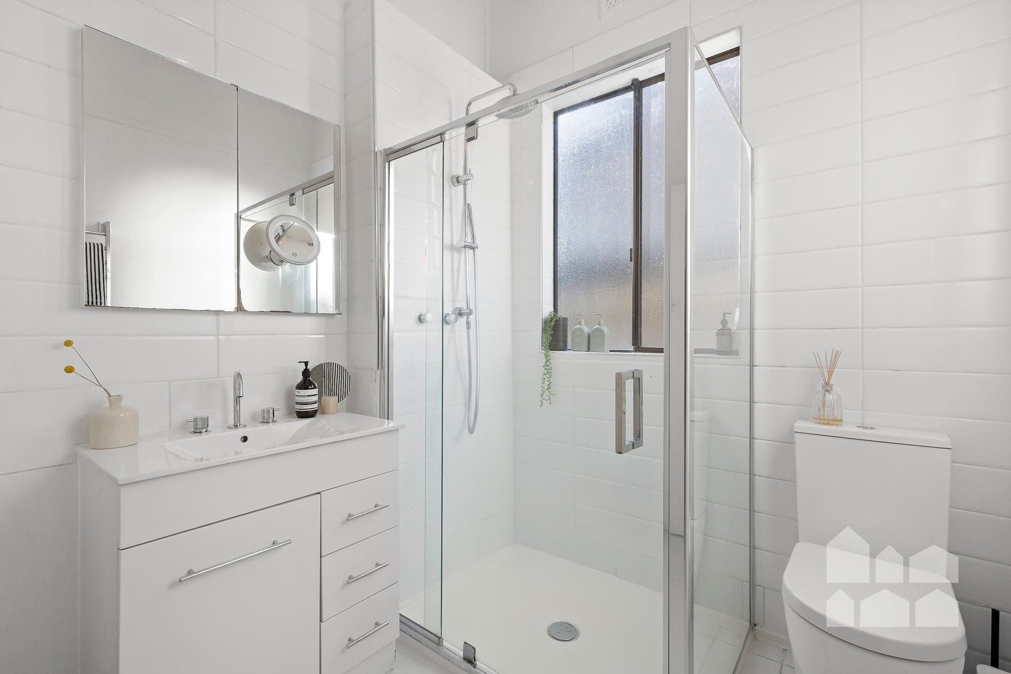 15 Banool Avenue, Yarraville - Thumbnail 6