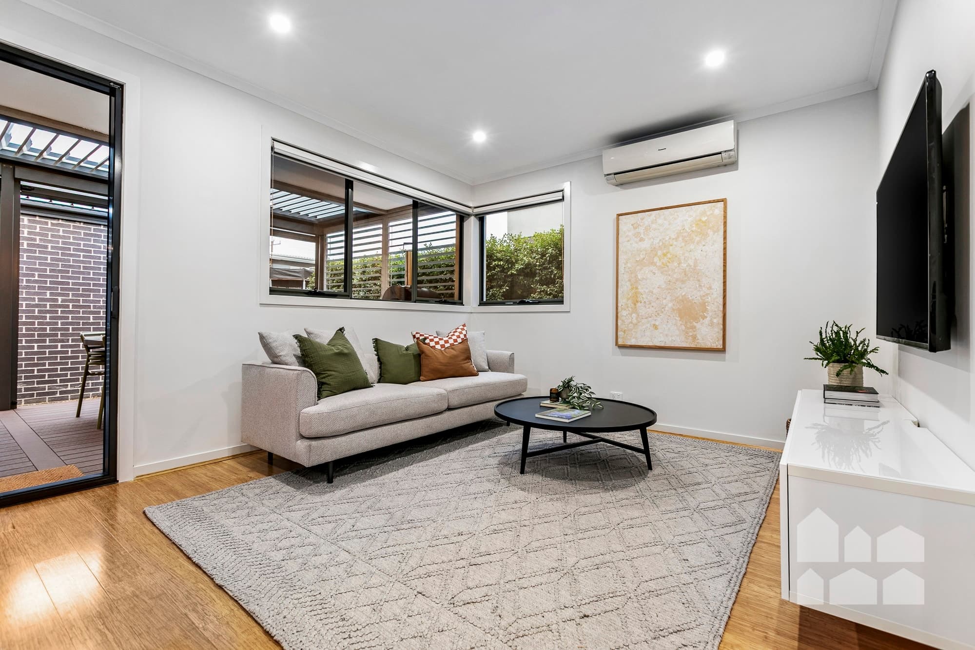94 McDougall Drive, Footscray - Thumbnail 3