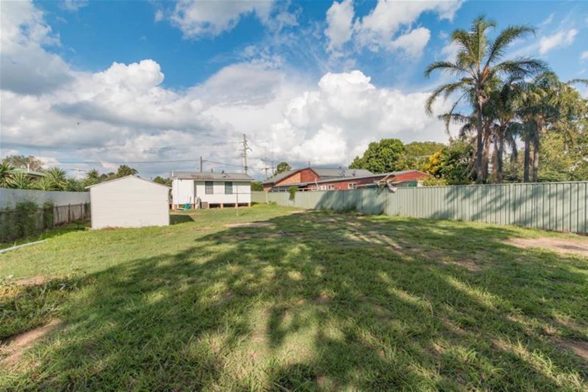7 Orchard Avenue, SINGLETON NSW 2330, Singleton - Thumbnail 3