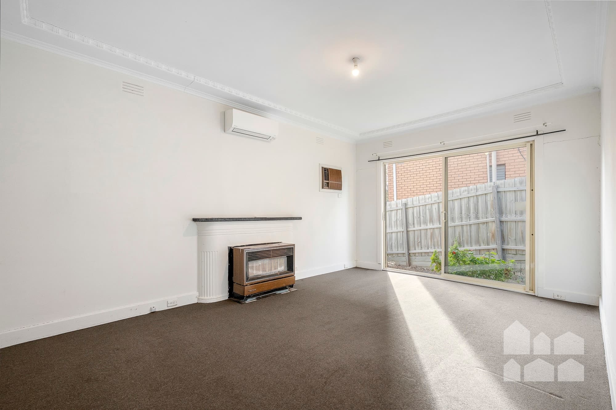 21 Anderson Road, Sunshine - Thumbnail 7