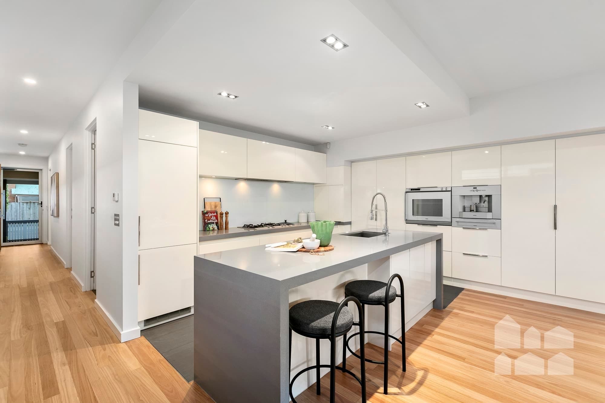 79 Ovens Street, Yarraville - Thumbnail 3