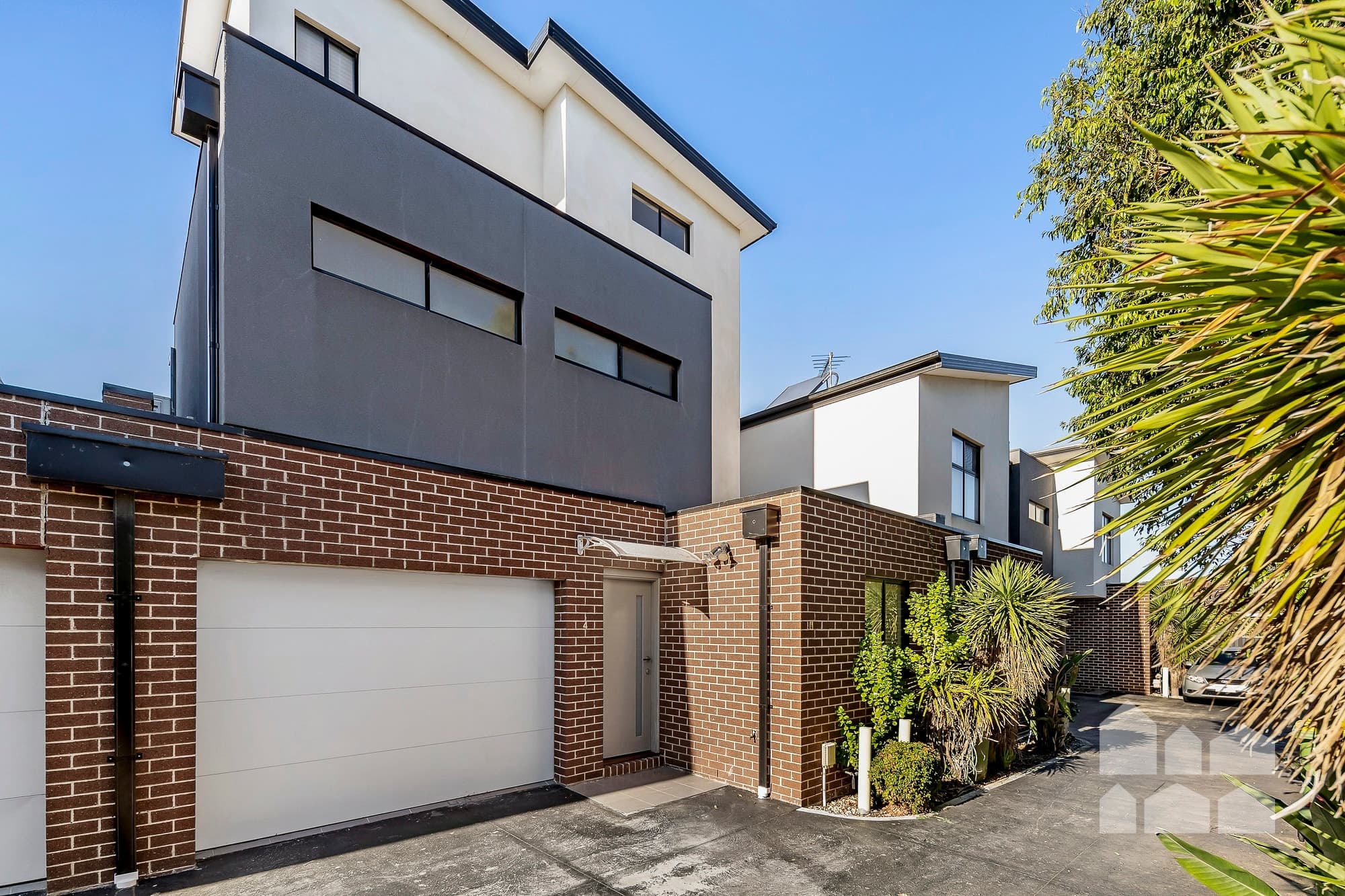 4/357 Geelong Road, Kingsville - Image 1